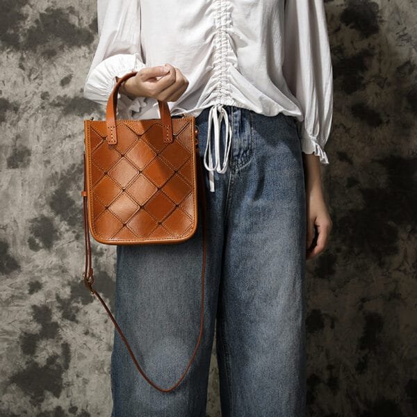 Women's Vegetable Tanned Leather Stitching Vintage Handbag - Image 3