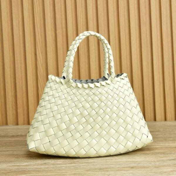 Braided Baotou Layer Cowhide Pure Handmade Basket Bag - Image 10