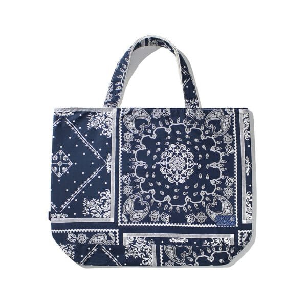 Cashew Flower Reversible Canvas Shoulder Bag - Image 6